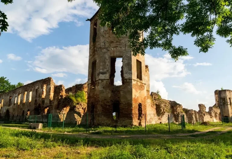Любчанский замок - Как магнаты Кишки строили свою резиденцию на Немане.