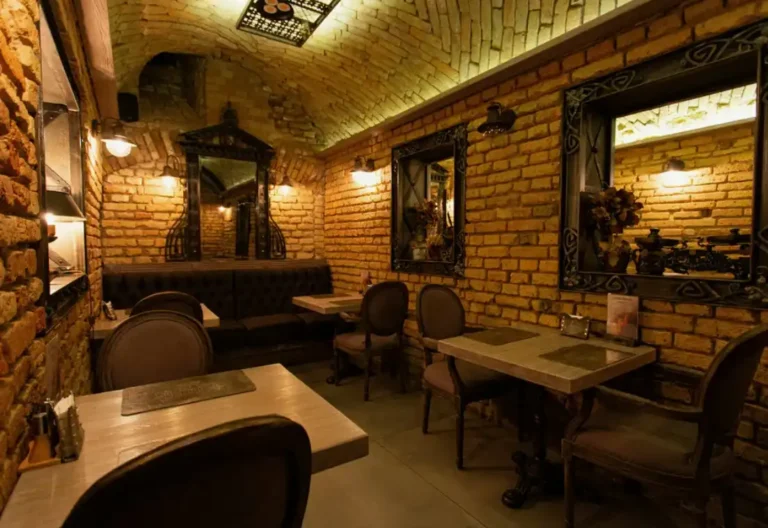 Кафе с историей в Гродно - где прошлое встречается с современным вкусом