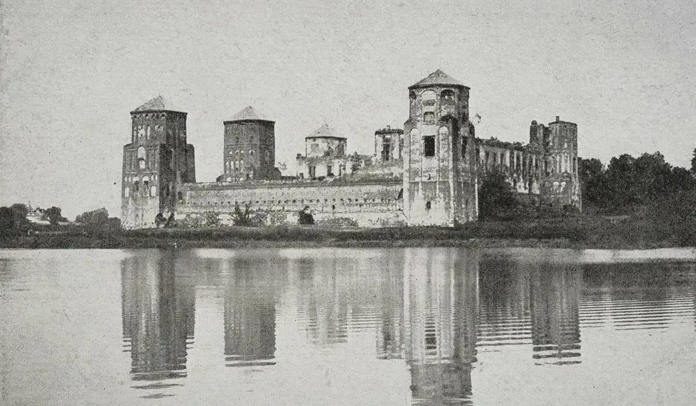 Как восстановить легенду - История реставрации белорусских замков.