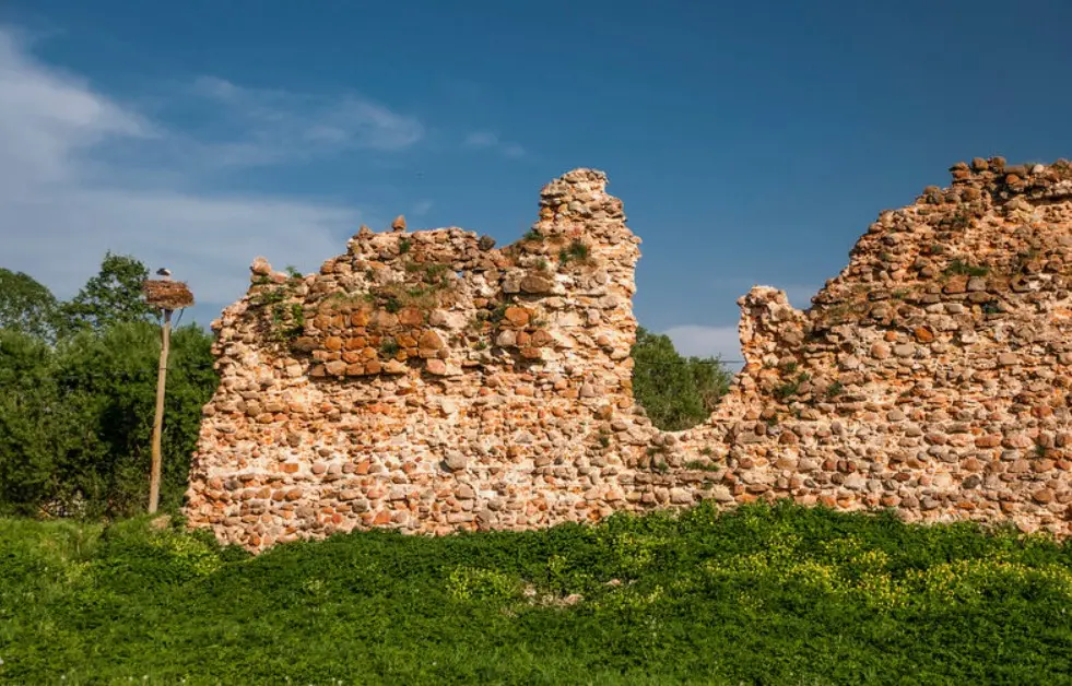 Кревский замок - Свадьба Ягайло и судьбоносные стены Кревский замок - Свадьба Ягайло и судьбоносные стены