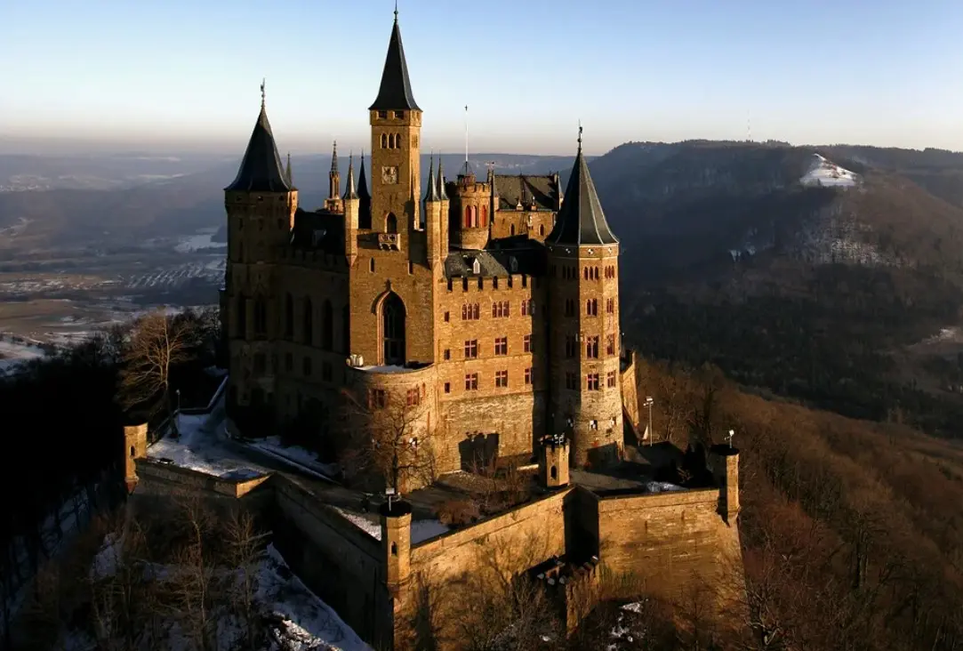 Мертвые и Живые замки - Почему одни сохранились, а другие – нет