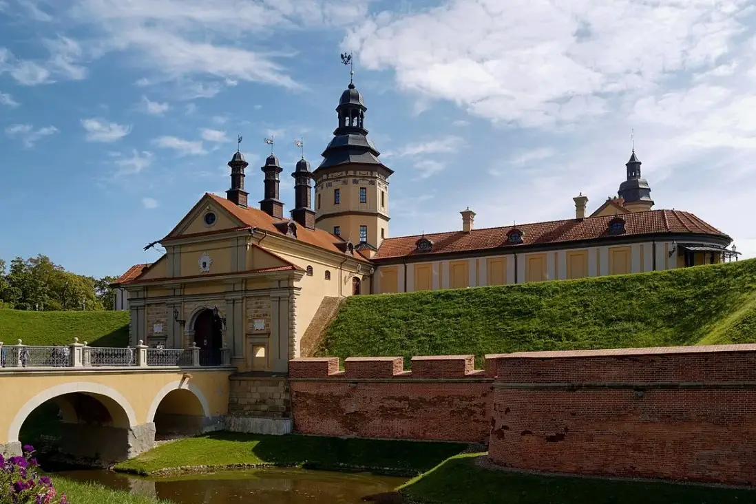 Несвижский замок - Где бродит призрак Чёрной дамы