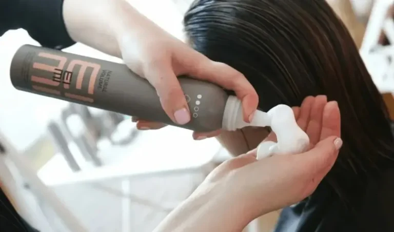 Обзор средств, которые выдерживают высокую влажность и жару - лучший стайлинг для волос.