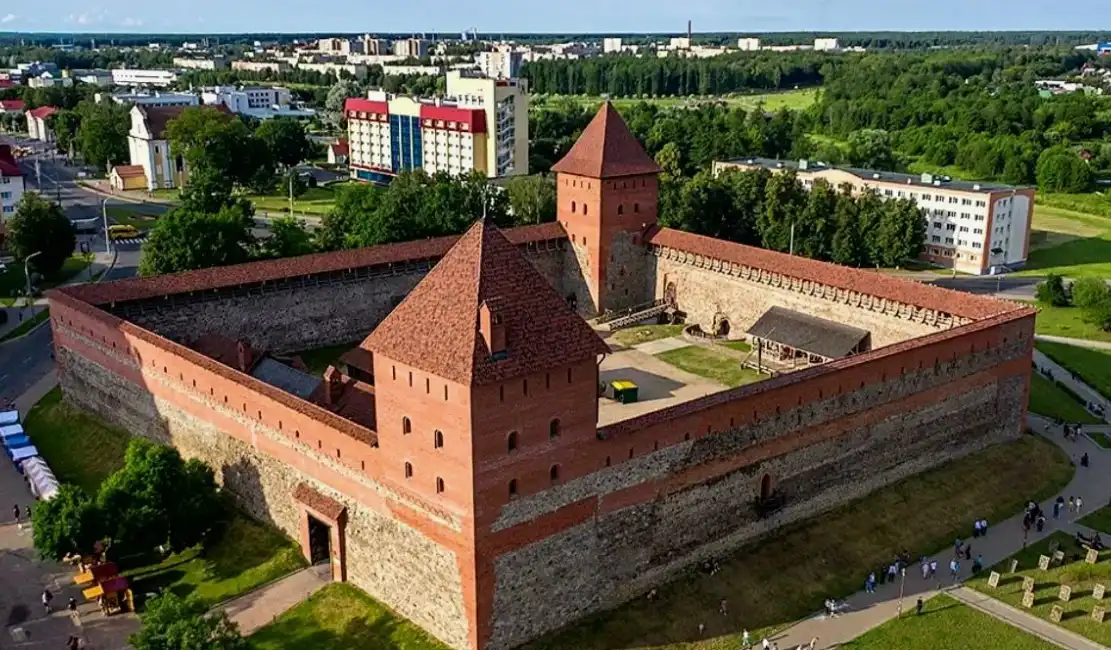 Путешествие по следам ВКЛ - самые интересные исторические маршруты Беларуси Путешествие по следам ВКЛ - самые интересные исторические маршруты Беларуси