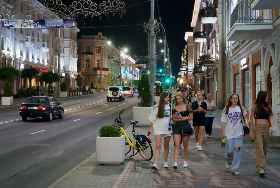 Почему каждый турист мечтает прогуляться по уютным улицам Гомеля Почему каждый турист мечтает прогуляться по уютным улицам Гомеля