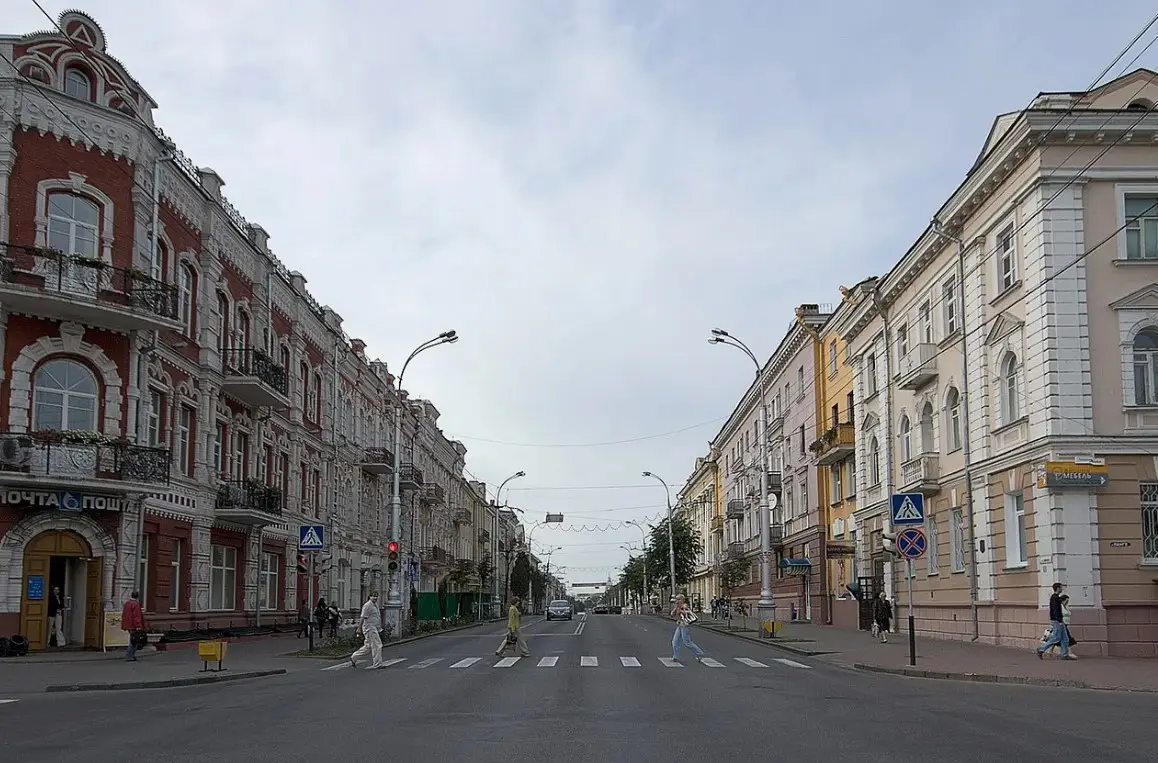 Почему каждый турист мечтает прогуляться по уютным улицам Гомеля Почему каждый турист мечтает прогуляться по уютным улицам Гомеля