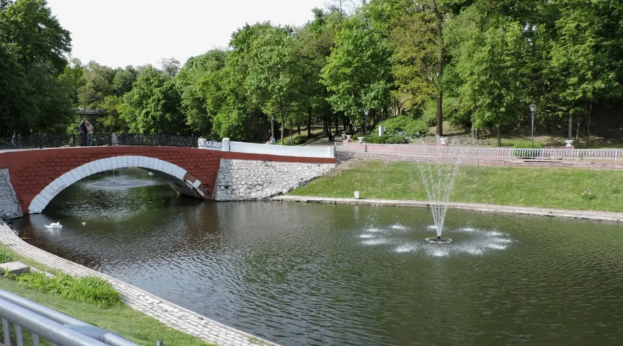 Топ-10 мест, которые скрывают города Беларуси Топ-10 мест, которые скрывают города Беларуси