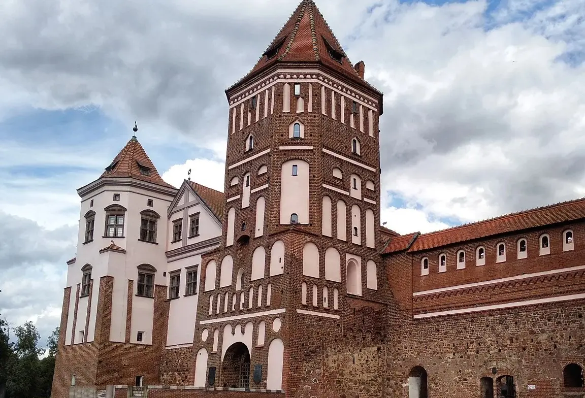 Мирский замок