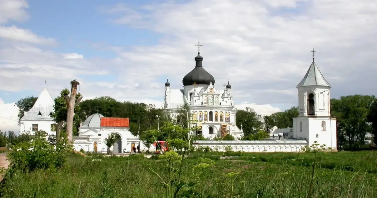 Свято-Никольский монастырь в Могилеве - Жемчужина барокко на Днепре
